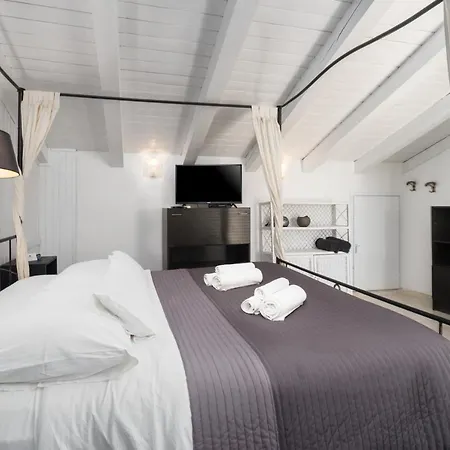 And Bori Guest house *